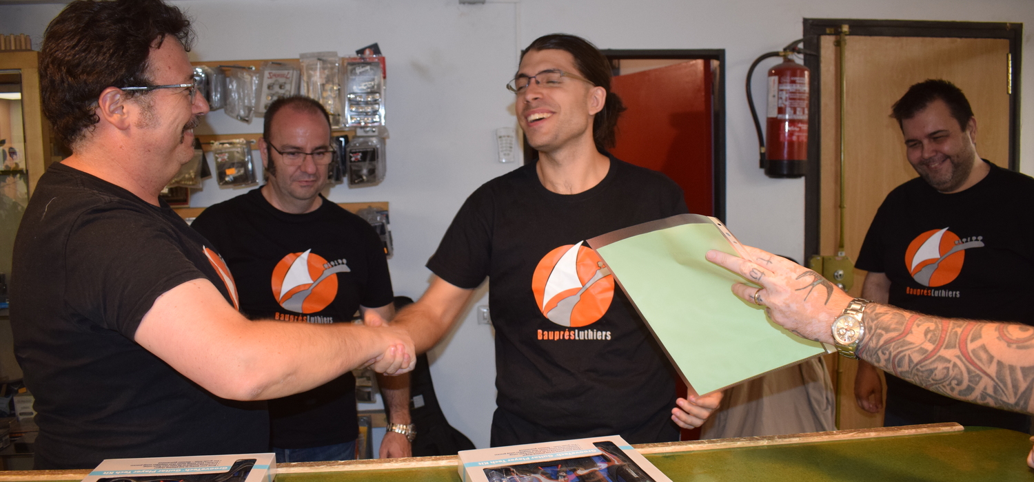 Curso de ajuste y mantenimiento de guitarras y bajos 6 de julio 2019