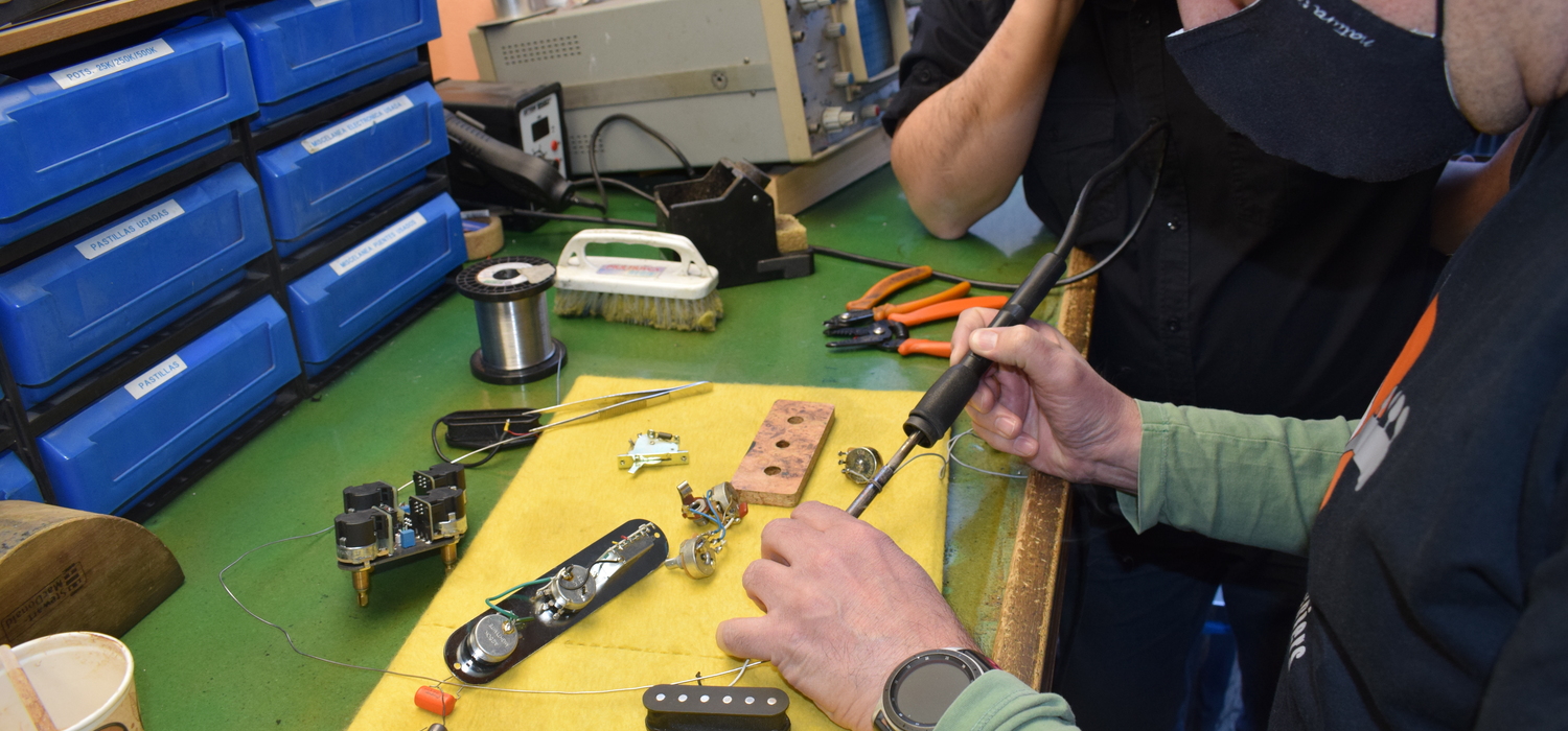 Curso de ajuste y mantenimiento de guitarras y bajos 19 de febrero de 2022